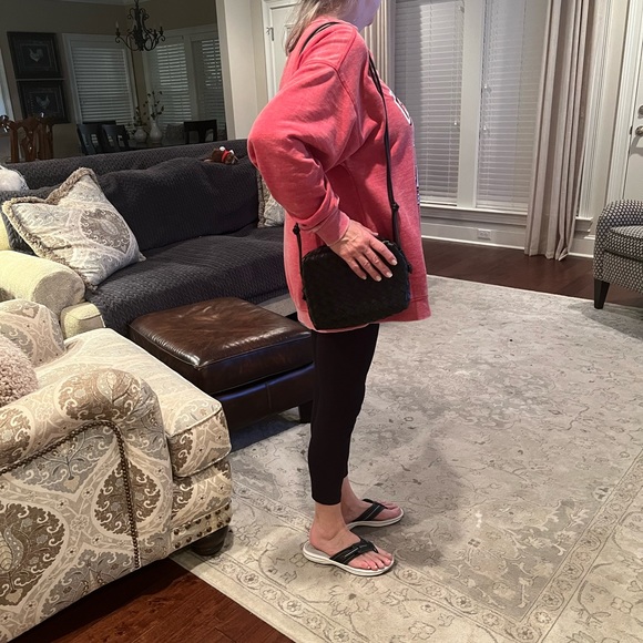 Bottega Veneta Medium Loop Camera Purse - Picture 13 of 16